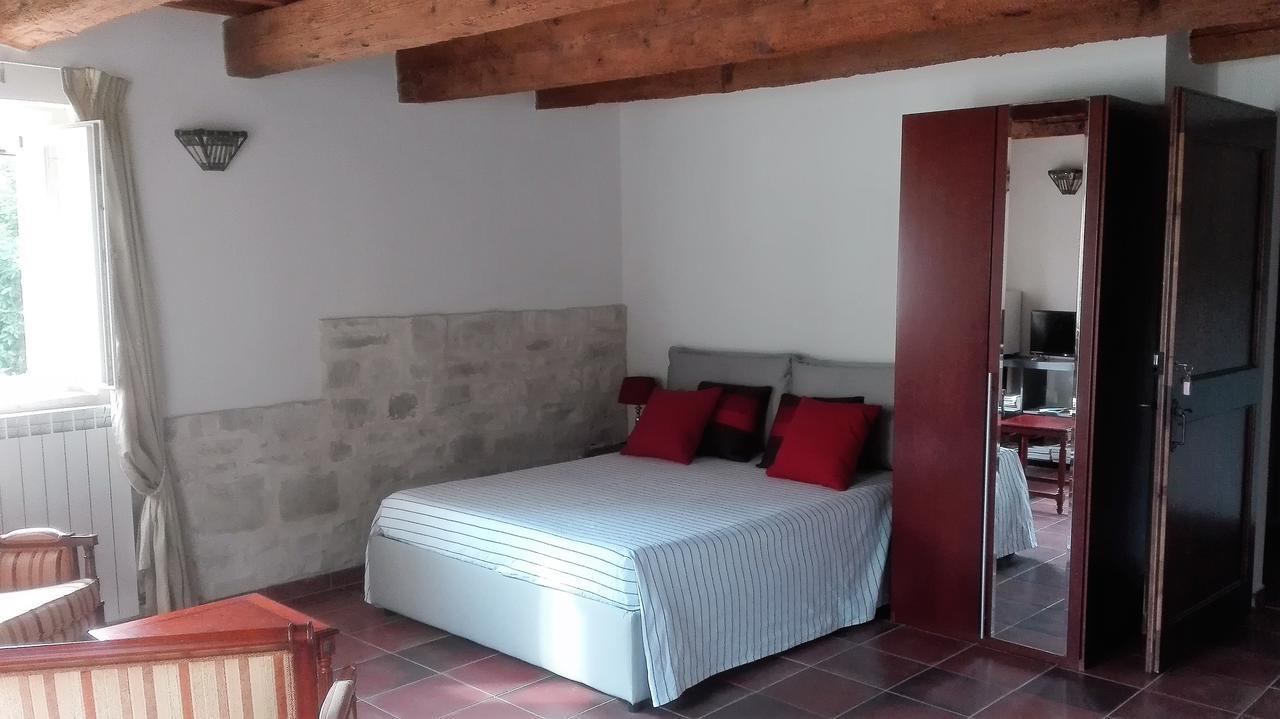 Bed and Breakfast Casa Sorgente San Costanzo Экстерьер фото